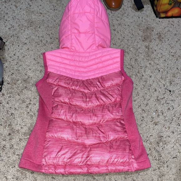 Vest - Picture 3 of 3